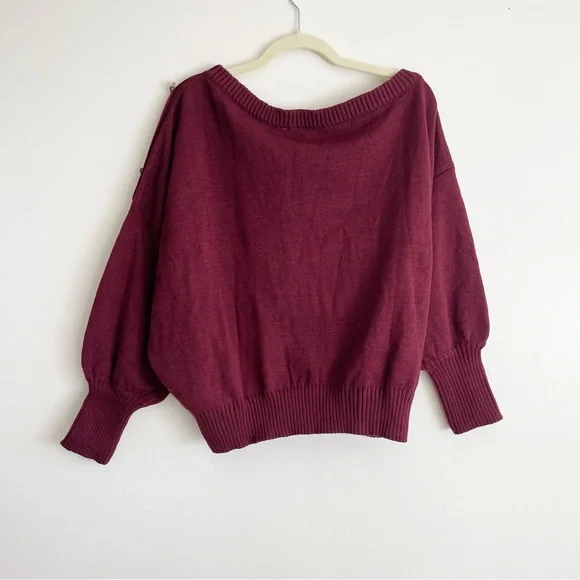 New Fashion to Figure Adrienne Off Shoulder Sweater button shoulder burgundy 0 - Picture 4 of 11